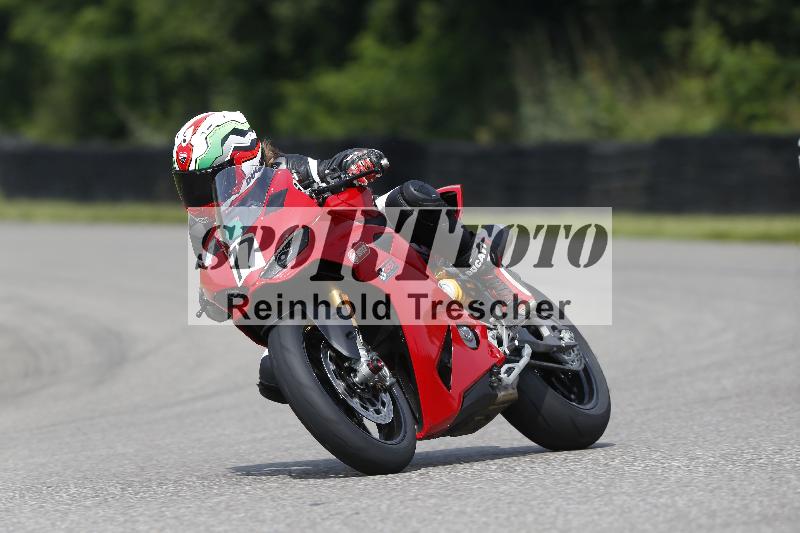 /25 10.06.2025 MaxRacing ADR/Gruppe gruen/77